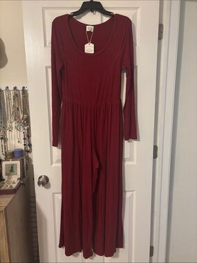 Very J Wide-Leg Ribbed Knit Jumpsuit-Burgundy- Size Large- NWT